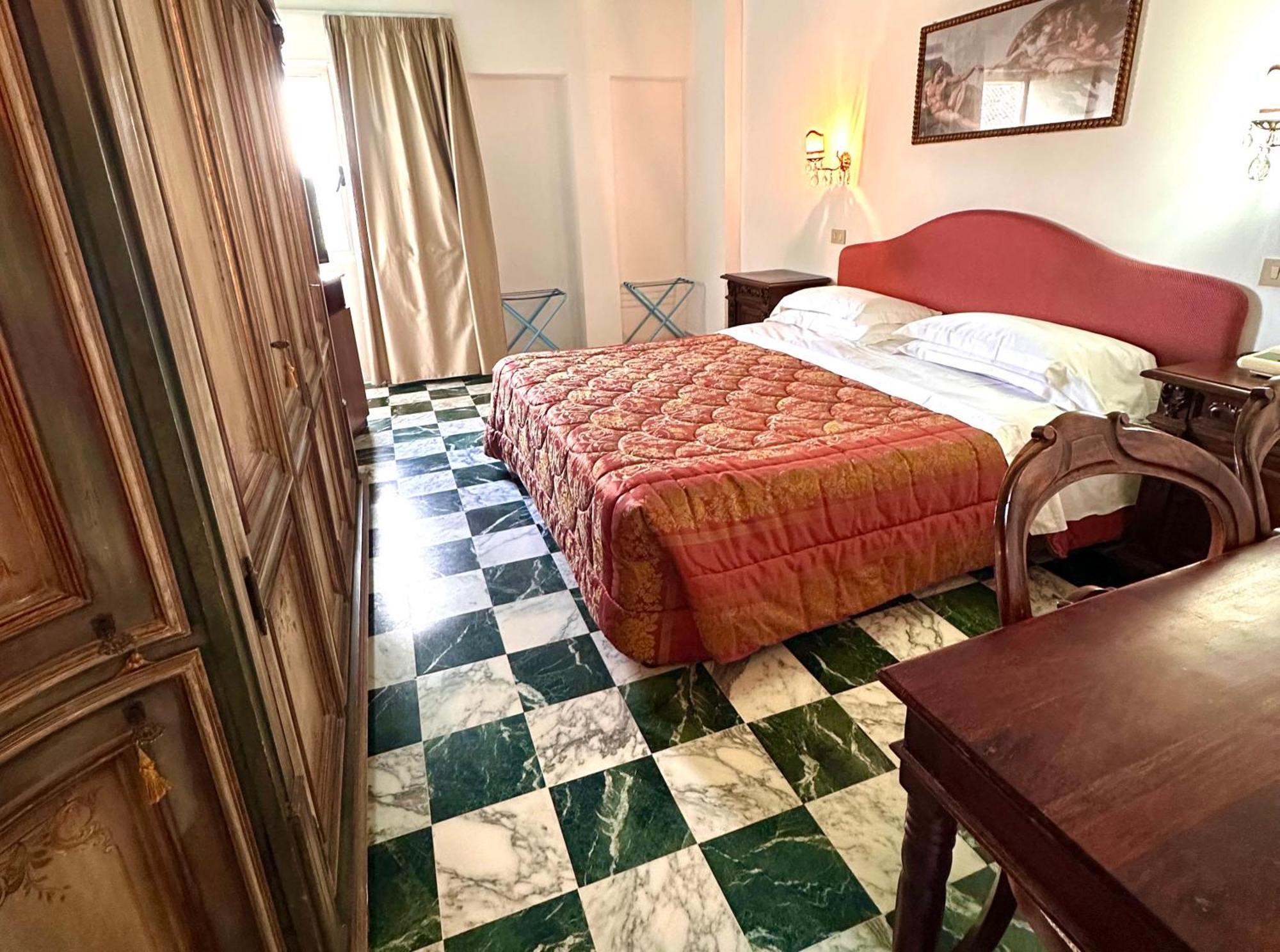 Albergo Hotel Raffaello Urbino Exteriér fotografie