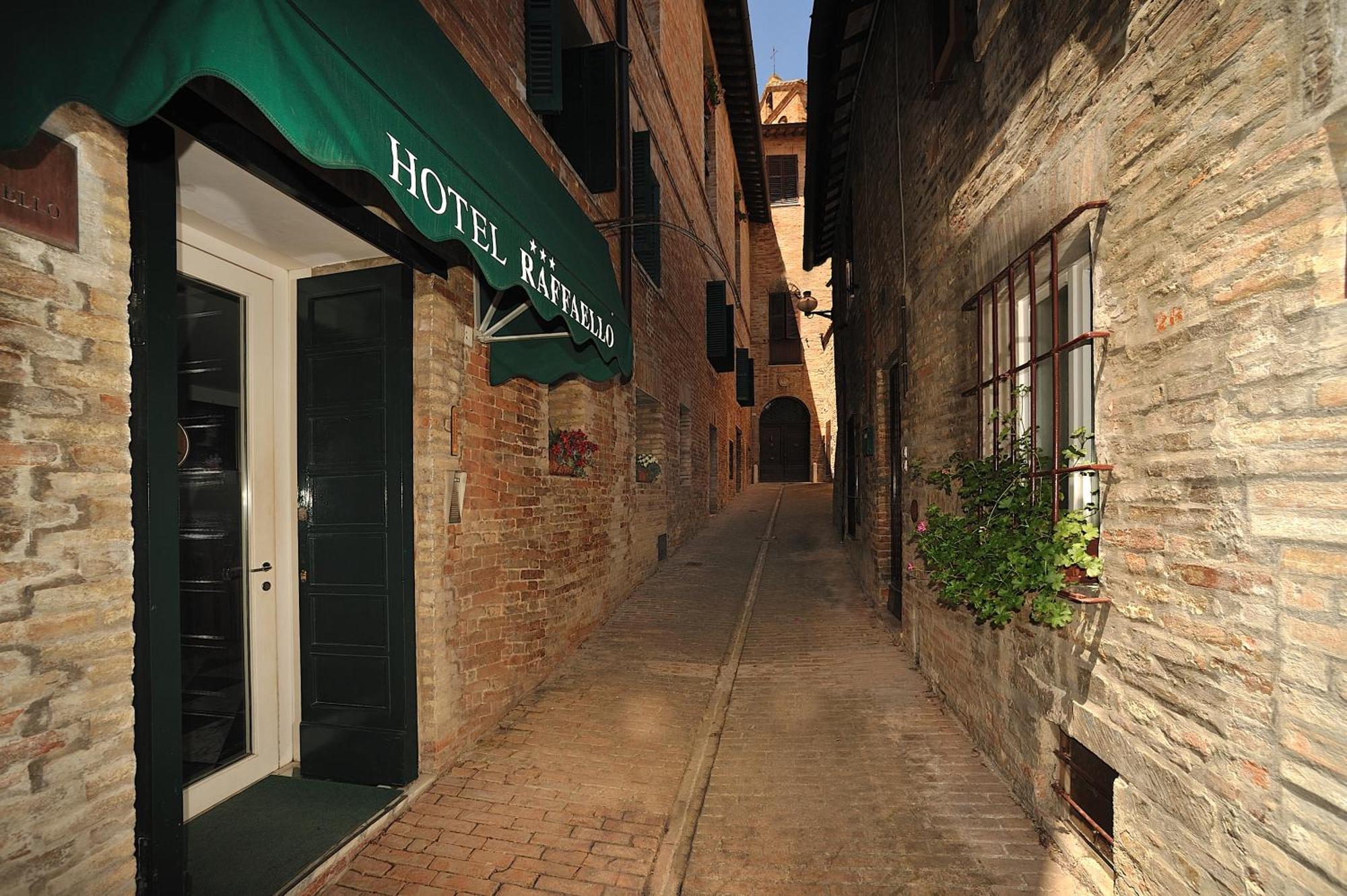 Albergo Hotel Raffaello Urbino Exteriér fotografie
