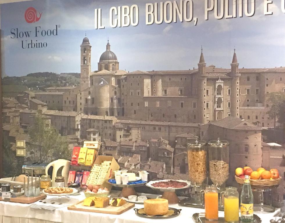 Albergo Hotel Raffaello Urbino Exteriér fotografie