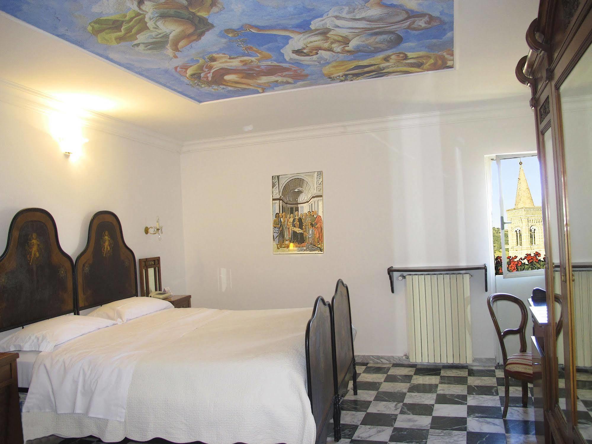 Albergo Hotel Raffaello Urbino Exteriér fotografie